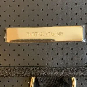 NWOT Tartan Twine travel cosmetics/hygiene case