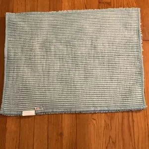 NWOT turquoise bath mat