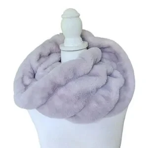 NWT Aspen Faux Fur Infinity Scarf Light Gray Super Soft