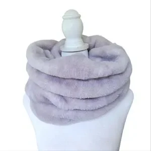 NWT Aspen Faux Fur Infinity Scarf Light Gray Super Soft