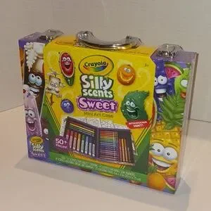 NWT Crayola - Silly Scents Sweet Mini Art Case