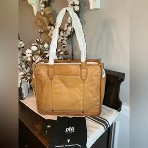 NWT Frye Leather Campus Tote Shoulder Bag Canyon Tan MSRP $378