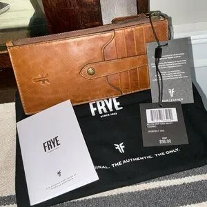 NWT Frye Melissa Leather Snap Card Wallet Cognac Brown Retail $98