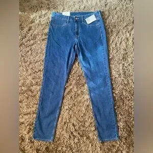 NWT H&M Skinny Ankle Regular Waist Blue Jeans 29