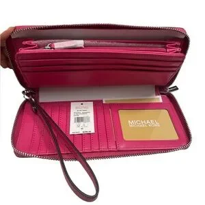 NWT Michael Kors Phone Holder Wristlet Wallet Continental Long Zip