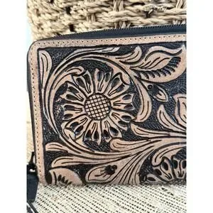 NWT Myra Bag Pancha Florals Wallet Hand Tooled Leather Black/Brown Western