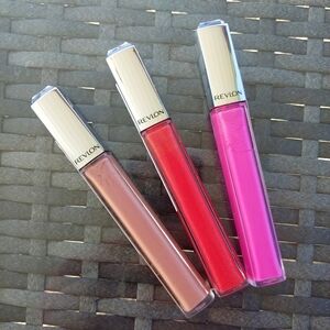 NWT Revlon Ultra HD Lip Lacquer Bundle 