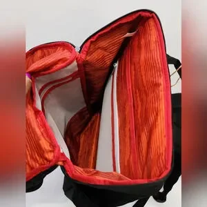 NWT Sabre Unisex Black All Day Travel Backpack Hiking Camping Hidden Pockets Bag