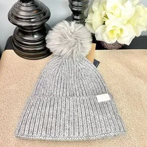 NWT The North Face Women’s Metallic Knit Pom Beanie Hat