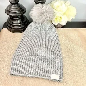 NWT The North Face Women’s Metallic Knit Pom Beanie Hat