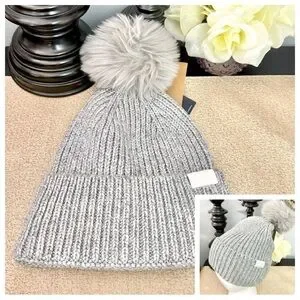 NWT The North Face Women’s Metallic Knit Pom Beanie Hat