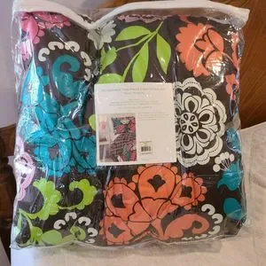 NWT Vera Bradley Twin Comforter Set In Lola