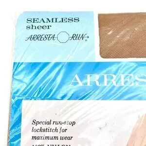 NWT Vintage Gaymode Arresta-Run Seamless Sheer In Suntan Garter Hosiery 10 1/2 L
