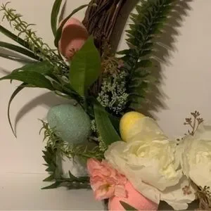 NWT. WAY TO CELEBRATE Easter/Spring Wreath