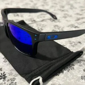 Oakley Sunglasses Holbrook Sapphire Iridium Prizm Polarized 9102 ✨️ NEW✨️