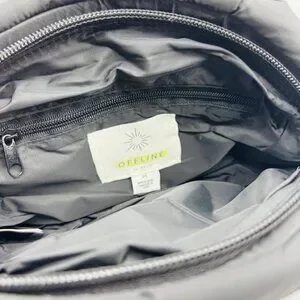 Offline By Aerie Black Puffer Pouch Cosmetics Bag Small Nylon Lined Pockets