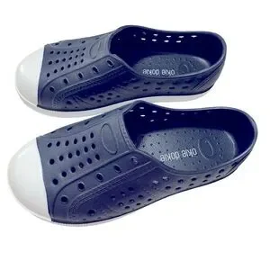 Okie Dokie kids age 4-7 shoes SZ 11 NAVY NWOT
