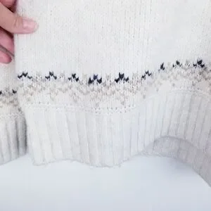 Old Navy #477520 Turtleneck Sweater NWT