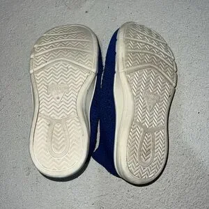 Oshkosh Water Shoes