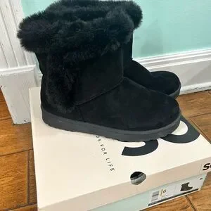 •SO•Black•Faux Fur•Winter Boots•Excellent condition•