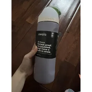 Owala FreeSip Stainless Steel Water Bottle / 24oz / Color: Due North