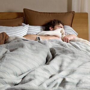 Parachute - Desert Stripe Bed Blanket Queen/King Cove - Parach Cove