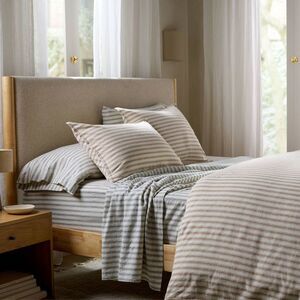 Parachute - Full/Queen Relaxed Linen Stripe Duvet Cover & Sham Pecan & Parchment