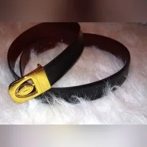 Pierre Cardin Black smooth leather belt. Goldtone Logo. Size 34/35 Mens