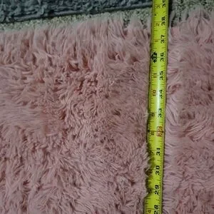 Pink Soft Pink Shaggy Rug Size 5 X 3