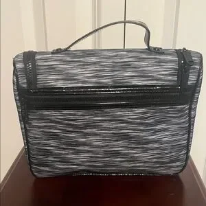 PINK Victoria's Secret Makeup Toiletry Hanging Travel Pink Black Logo Bag Case