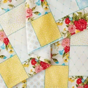 Pioneer Woman Sweet Rose Patchwork Tablecloth Country Floral 60" X 102" Gift NEW