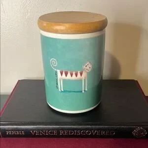 Portmeirion Grinning Cats Airtight Lidded Medium Jar designed by Rob Scotton