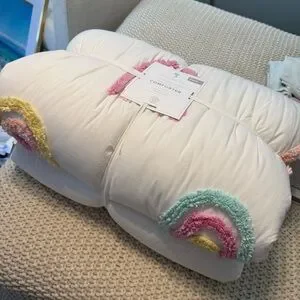 Pottery Barn Kids Candlewick Rainbow Comforter Twin Size