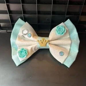 Princess bow