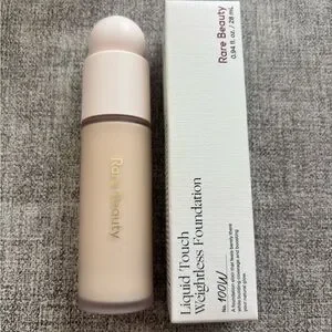 Rare Beauty Liquid Touch Weightless Foundation New