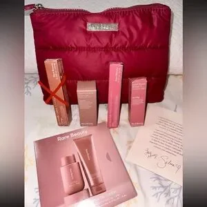 Rare Beauty Pink Blush Creamy Compact