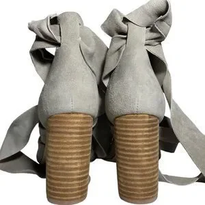 RAYE Mira Heels Sandals Shoes Women's Size US 6.5 / EUR 37 Gray Suede Ankle Wrap