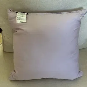 Raymond Waites 4 Pc Set Matching Purple Pillows & Shams