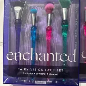 Real Techniques Enchanted Face & Eye Set