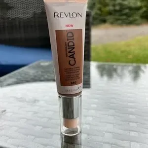 Revlon Photoready Candid Natural Finish Foundation #550 Mocha NEW