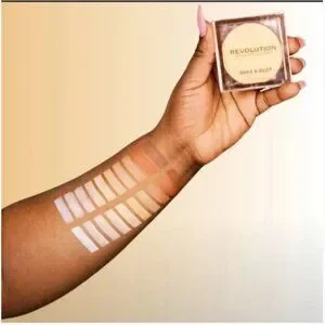 Revolution Makeup London Bake & Blot Pressed Powder Banana Vegan Matte Finish