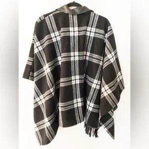Rock & Republic Black White Plaid Poncho Wrap Faux Leather Collar S