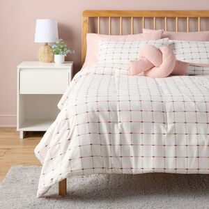 Room Essentials - 6pc Twin/Twin Extra Long RE Microfiber Comforter A Pink