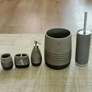 Sahara Grey Bathroom Accessory Set (Bedbath&beyond)