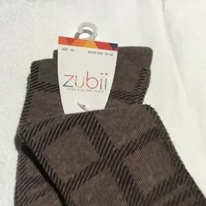 SALE. BUY 5/$10. . NWT Girls Knee Socks Sz 10