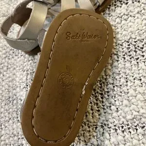 Saltwater sandals for little girls