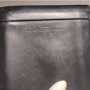 Salvatore Ferragamo Elegant Black Soft Leather Bifold Unisex Wallet (EUC)