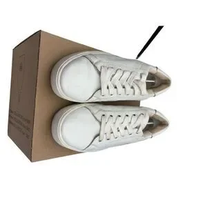 Sam elderman sneaker