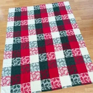 Set Of 2 Cotton Christmas Tablecloths Red Green White Holly Checks Rectangular