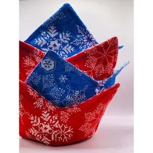 Set Of 4 Microwave Soup Bowl Cozie Reversible Red And Blue Winter Snowflakes